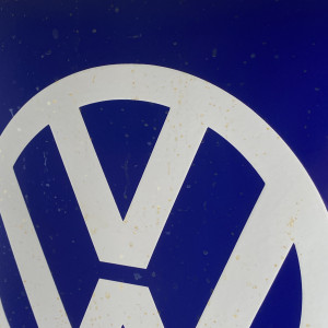 Volkswagen No. 16
