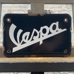 Vespa No. 23