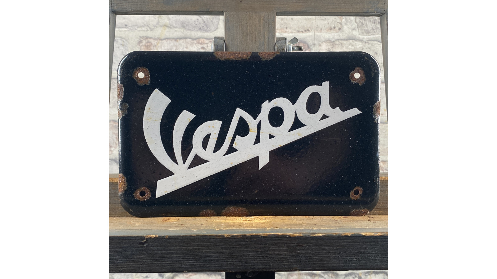 Vespa No. 23
