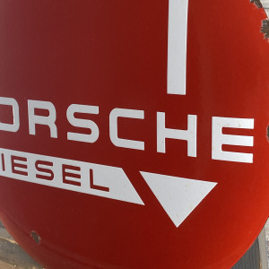 Porsche No. 33