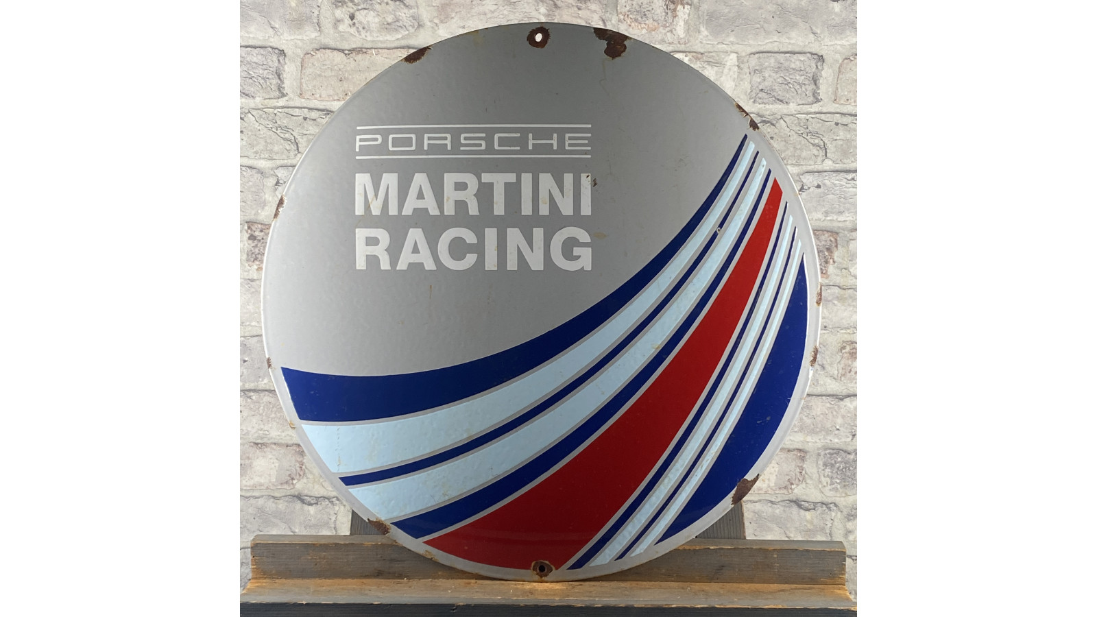 Porsche Martini No. 27