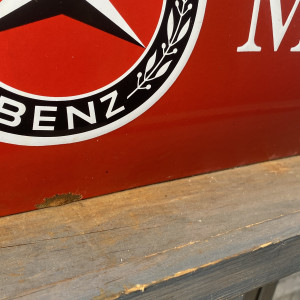Mercedes No. 28