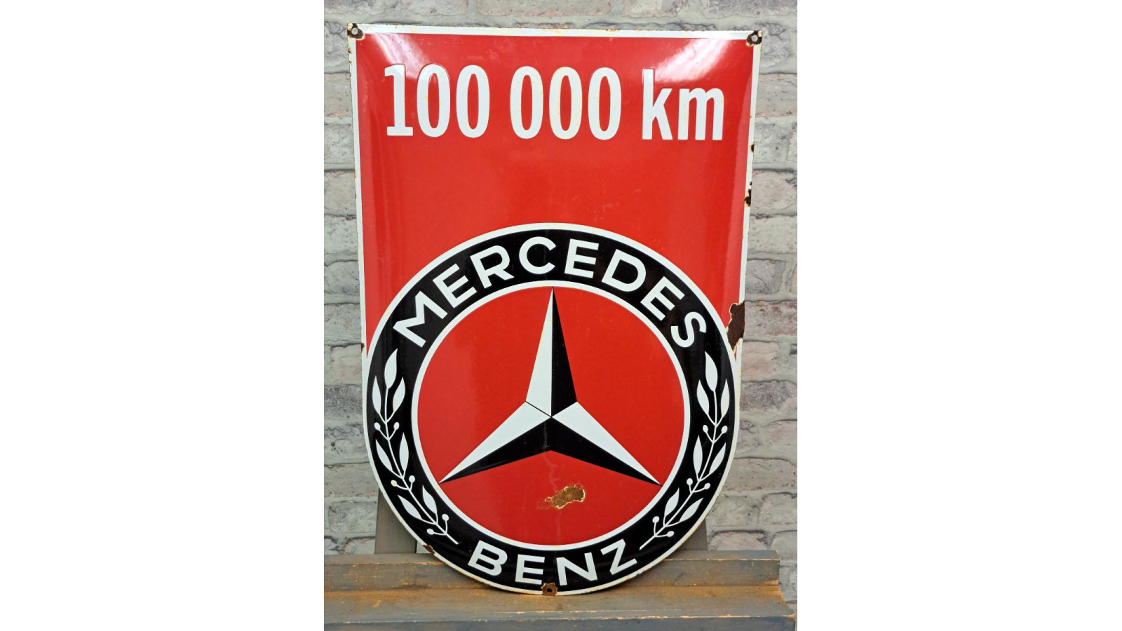 Mercedes No. 10