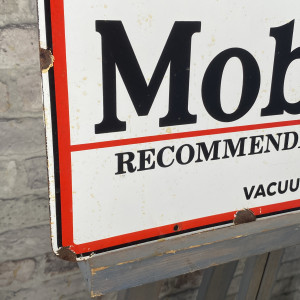 Mobiloil No. 4