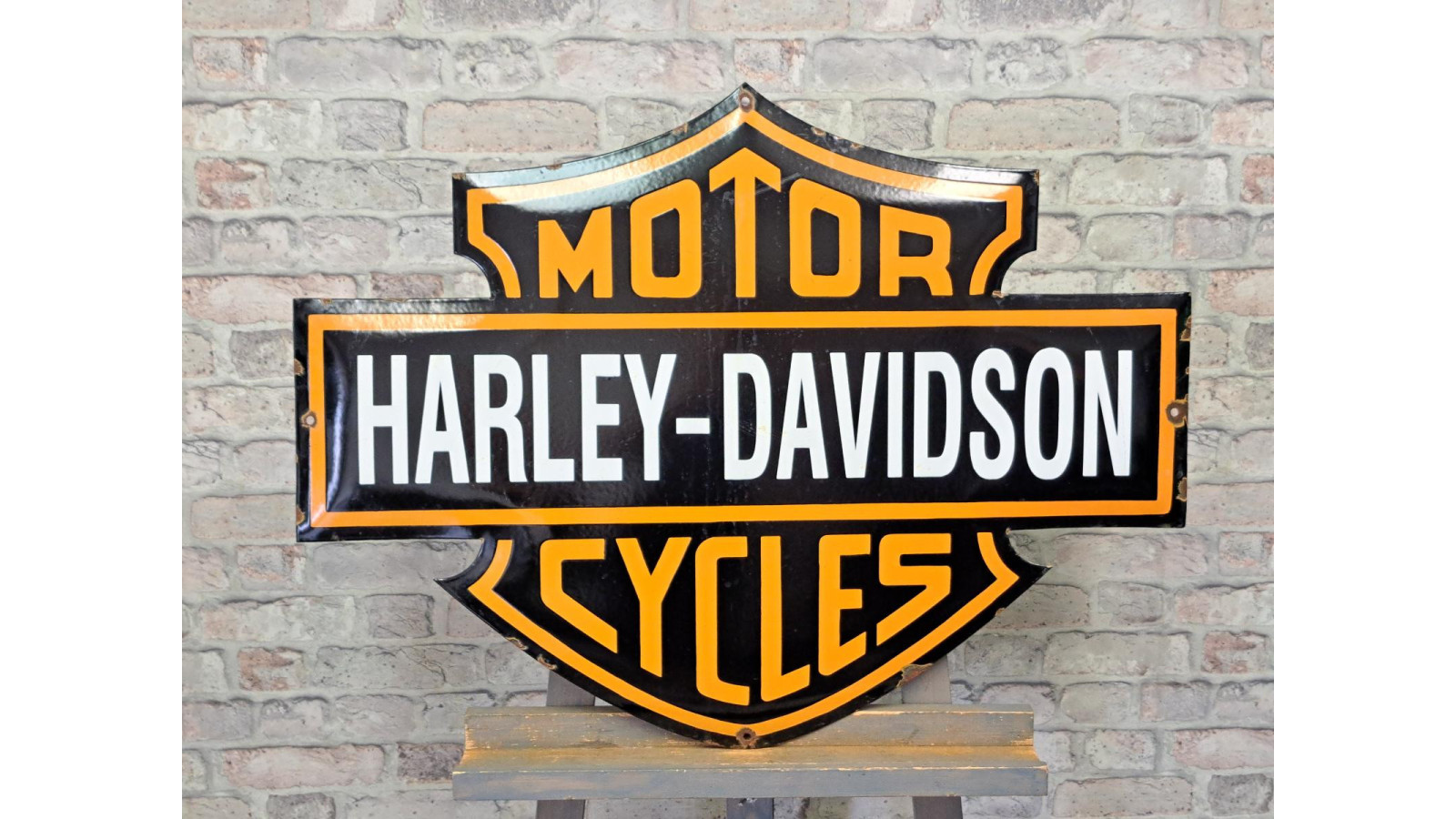 Harley Davidson No. 8