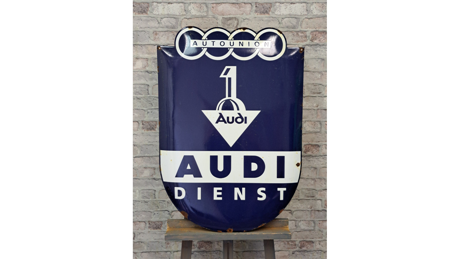 Audi No. 7
