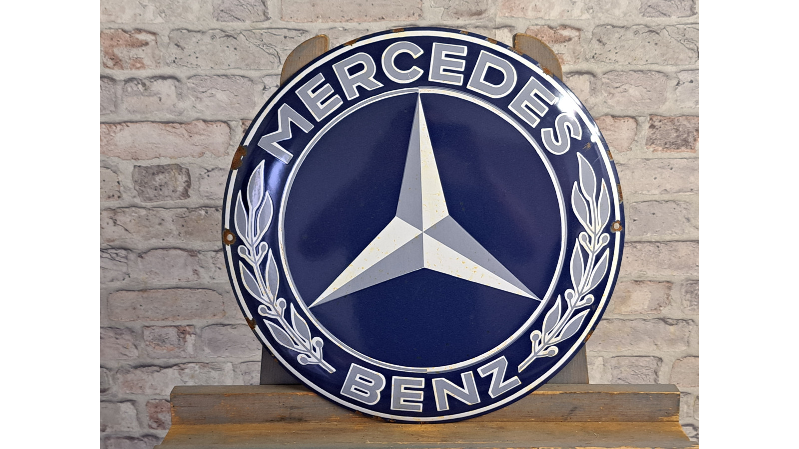Mercedes No. 15