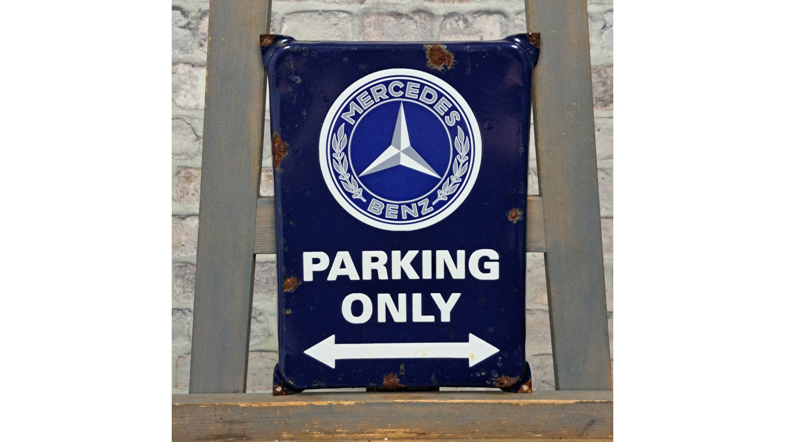 Mercedes No. 21