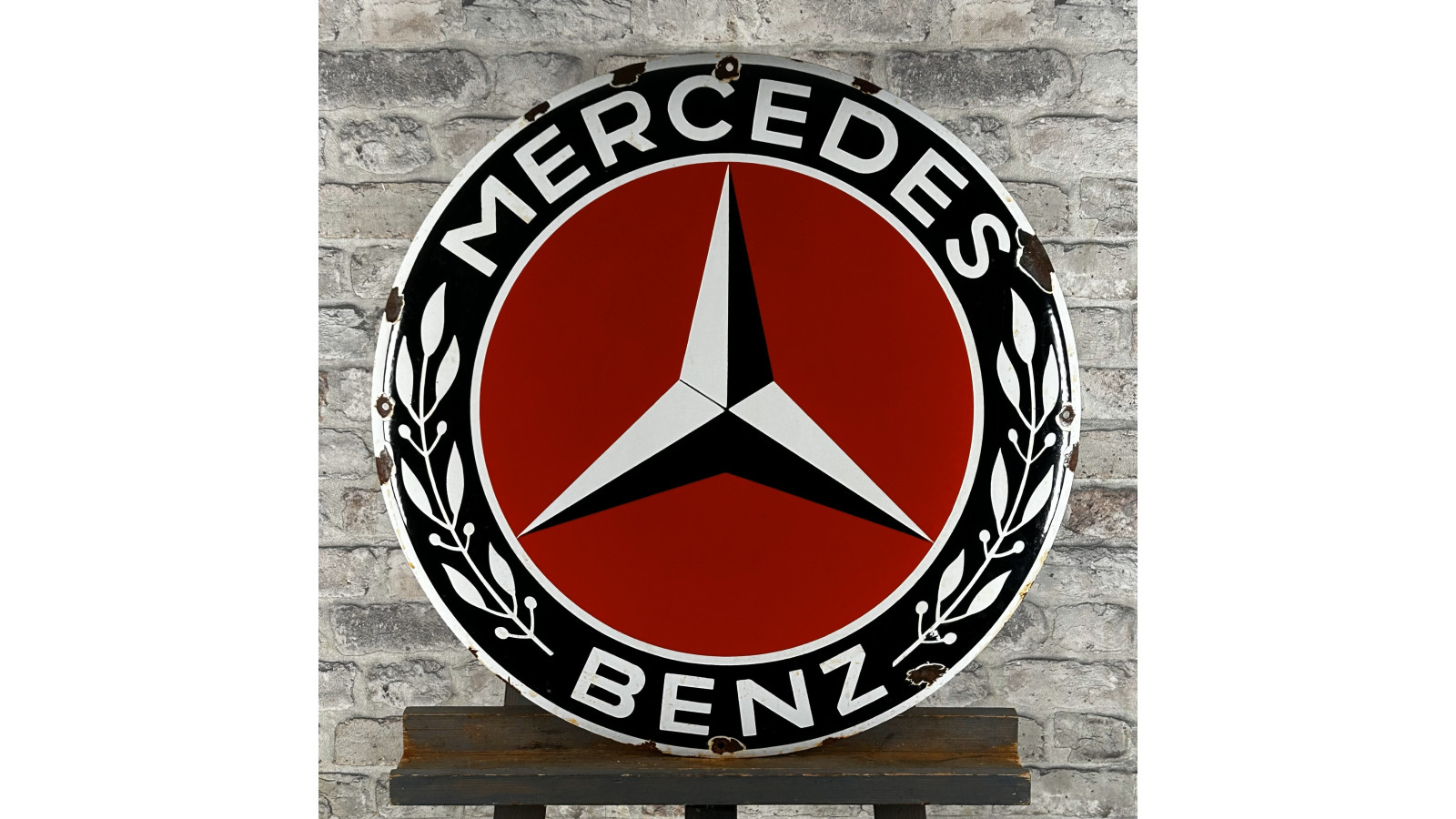 Mercedes No. 23