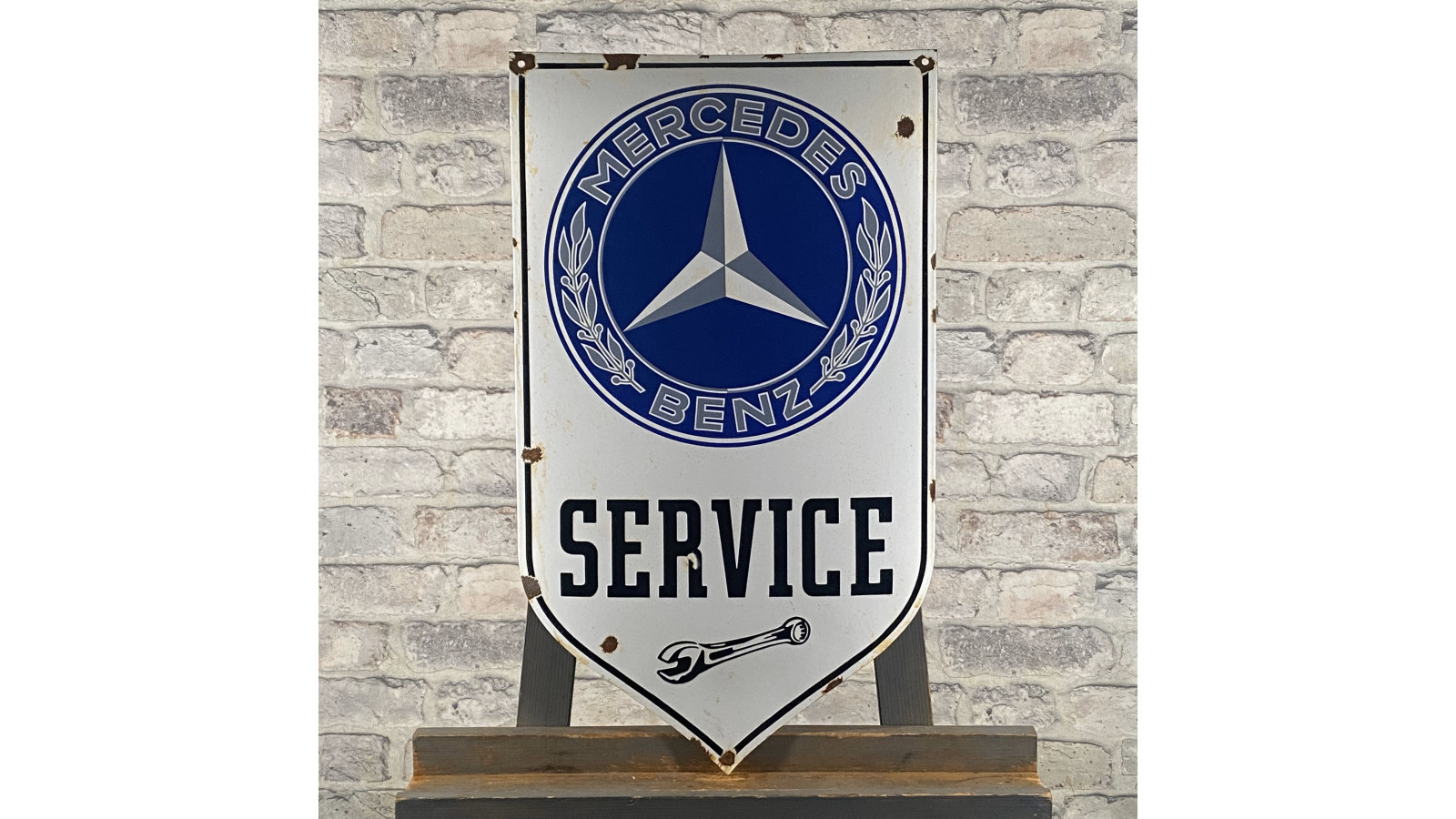 Mercedes No. 25